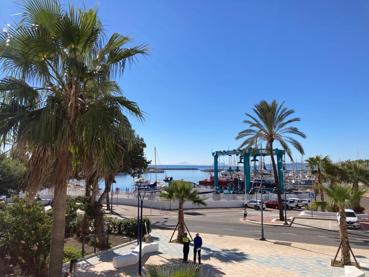 Marina Apartment Beach Front Estepona Exterior foto