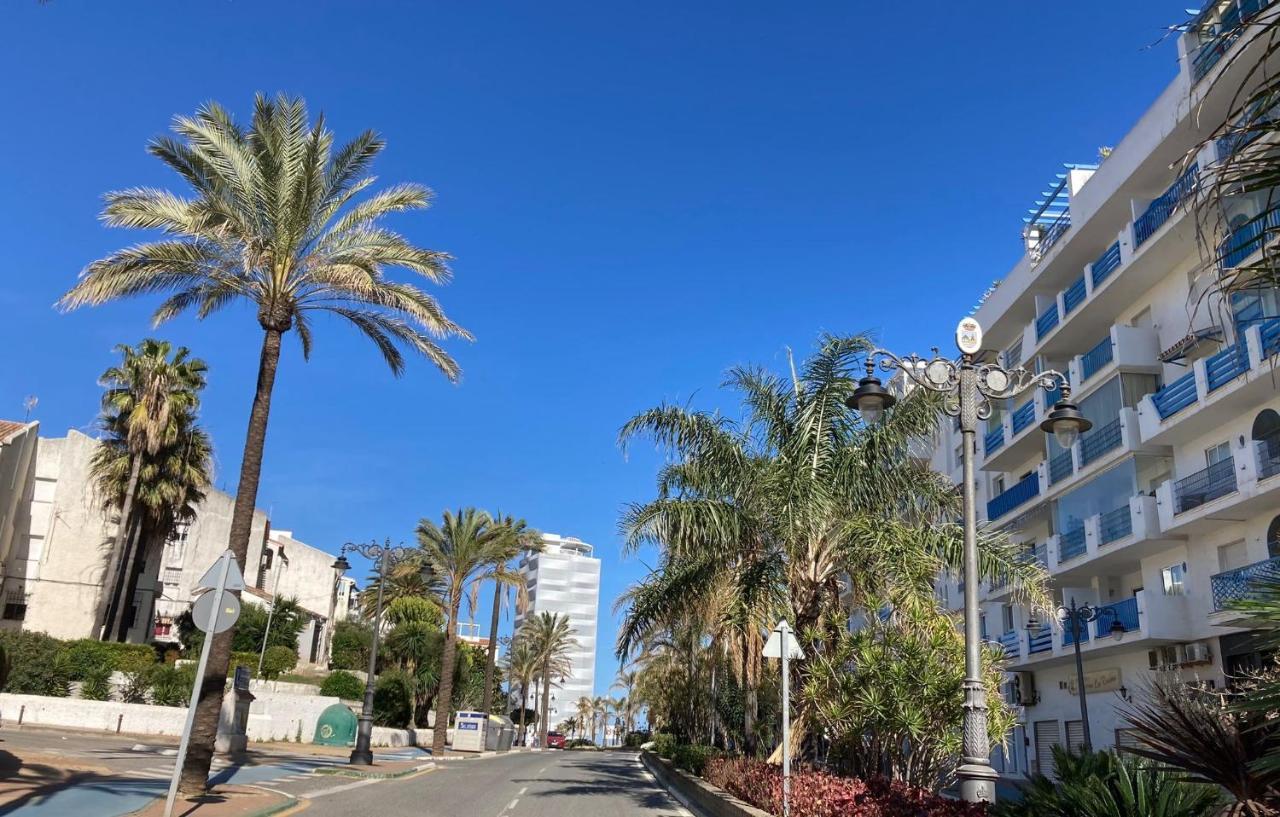 Marina Apartment Beach Front Estepona Exterior foto