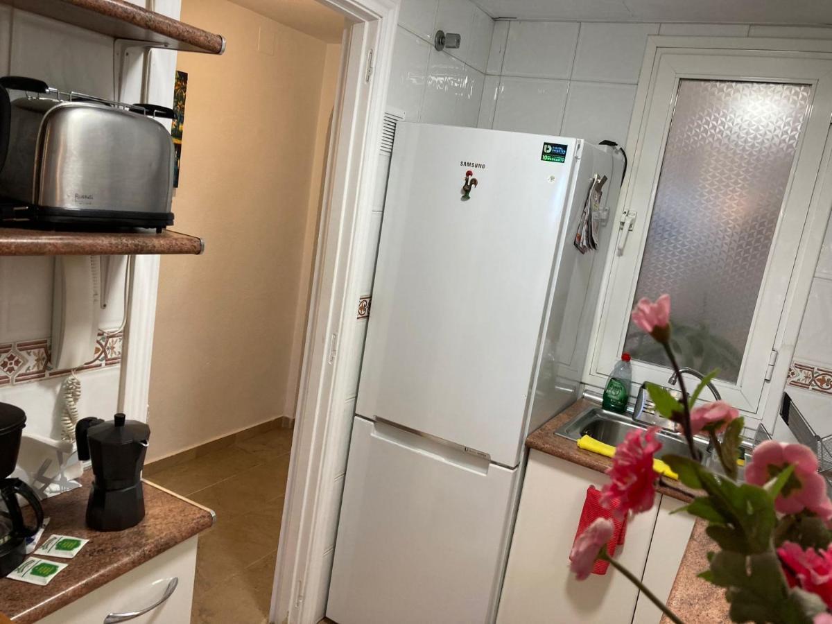 Marina Apartment Beach Front Estepona Exterior foto